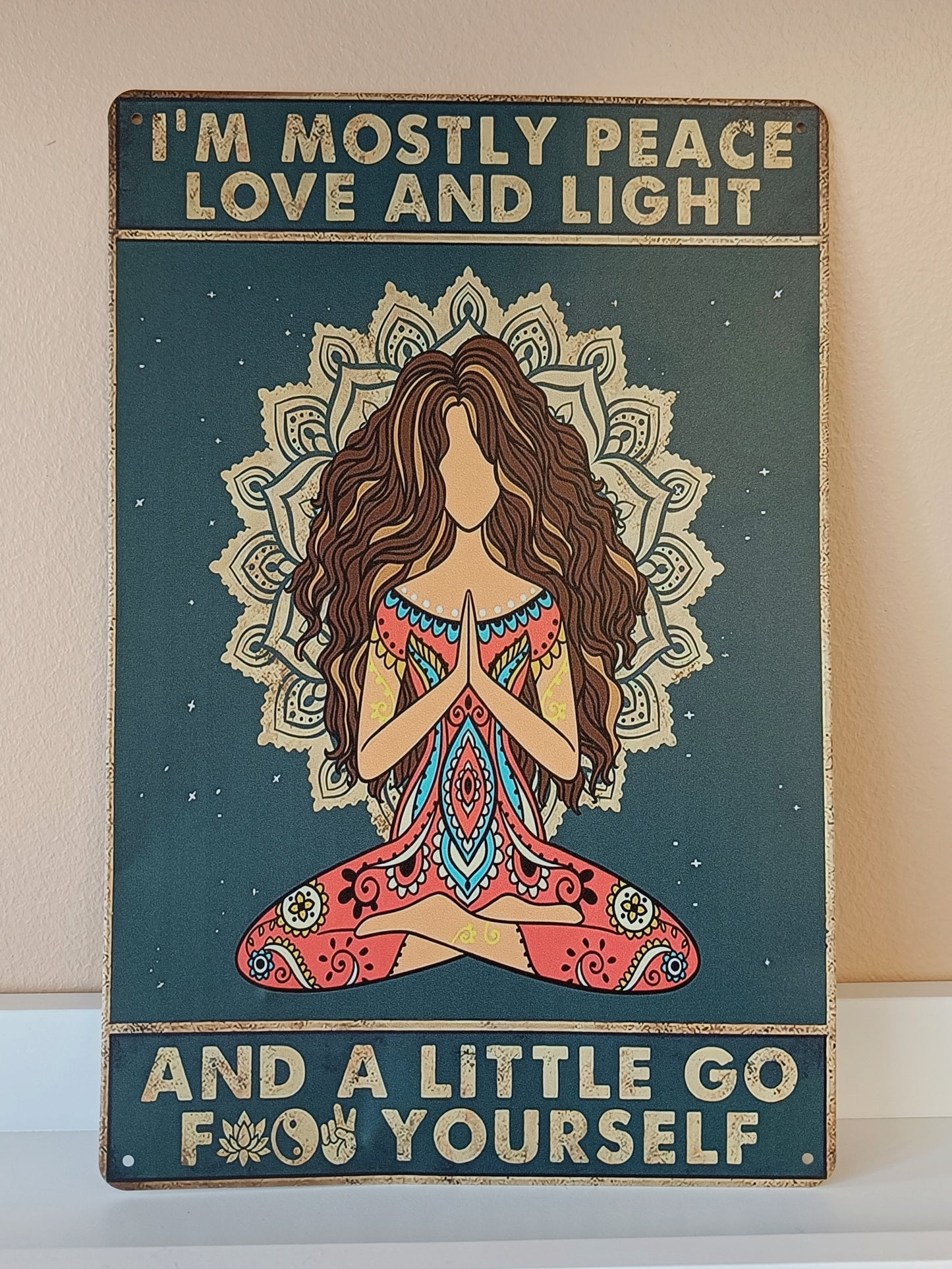 Peace, love and light - peltitaulu