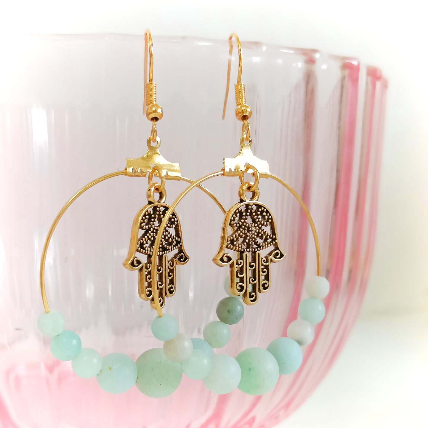 Amatsoniitti korvikset